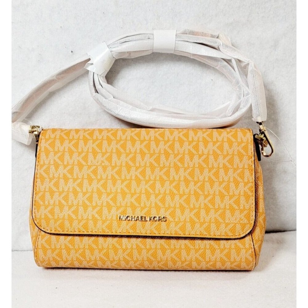 Michael Kors Yellow Jet Set Medium Vanilla Convertible Pouchette Crossbody‎ Bag